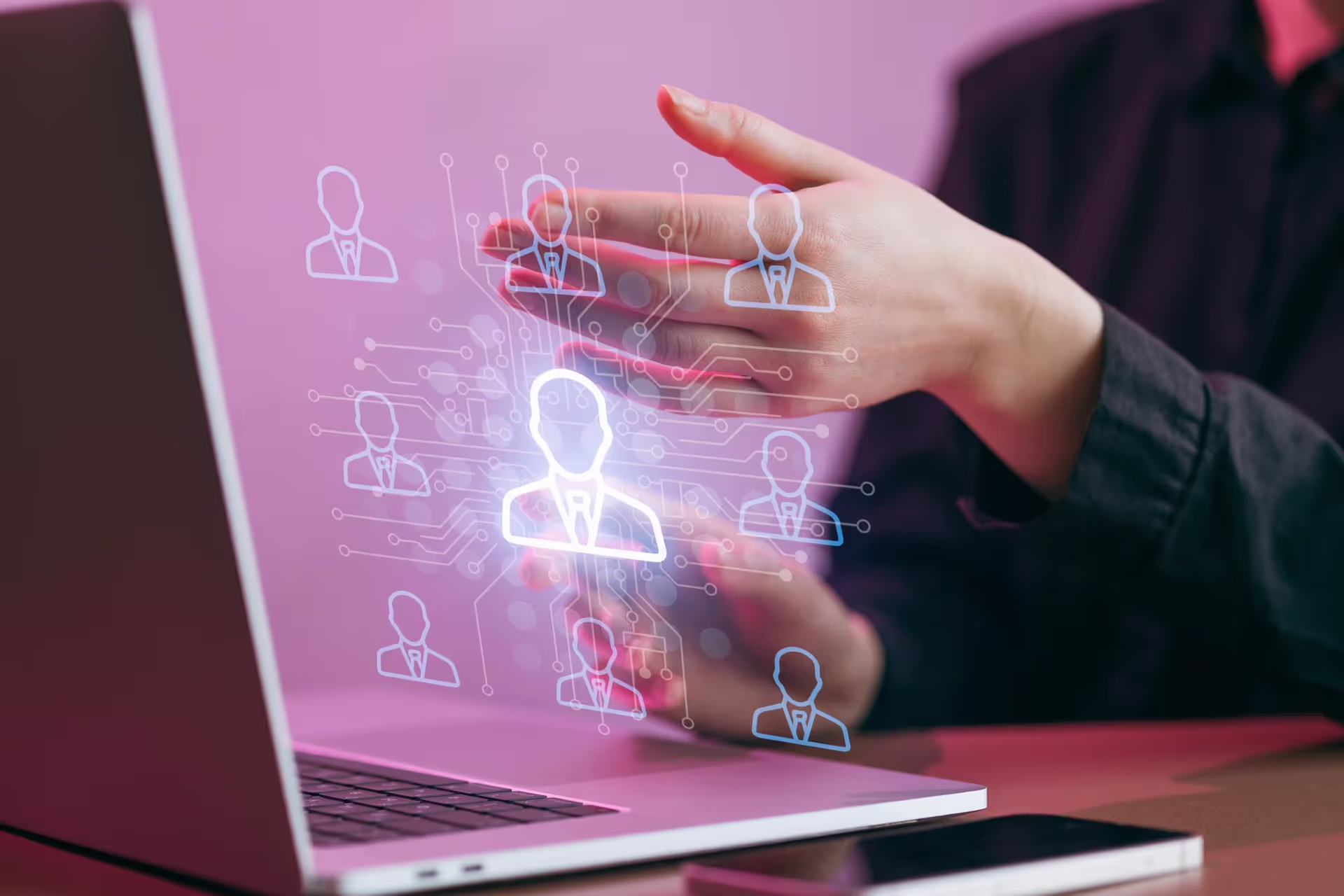 Audience icons help users read interfaces faster