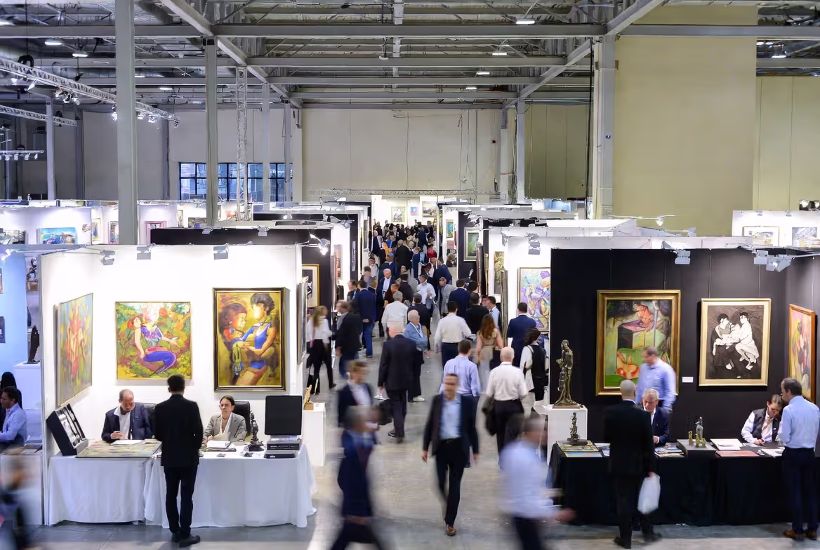 High-speed global art market in action