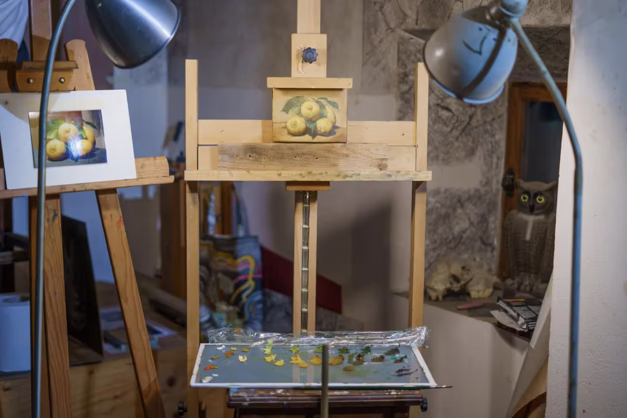 Realism beside abstraction
